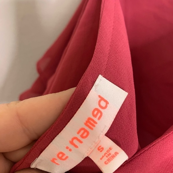 Re named ruffle tier layer cold shoulder tank top pink blush small women’s - Picture 6 of 6